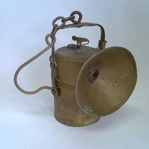 Karbid grubenlampe aus messing - karbid-grubenlampe,